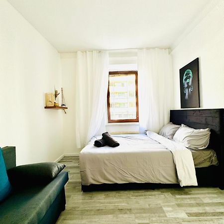 Very Spacious Apartment For Up To 7P With Great Location Viena Exterior foto