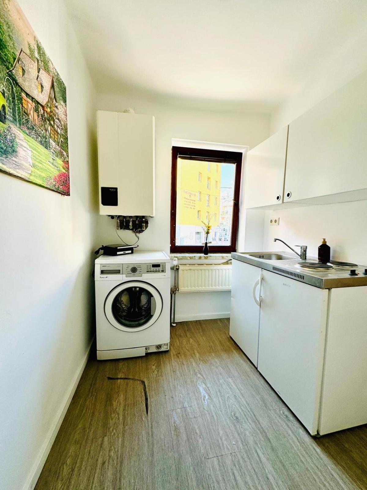 Very Spacious Apartment For Up To 7P With Great Location Viena Exterior foto